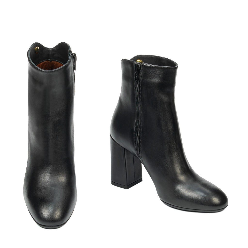 Ghete cu toc dama 1407 negru