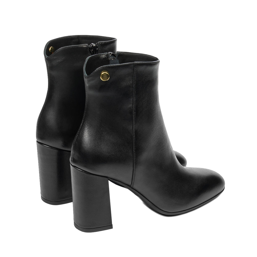 Ghete cu toc dama 1407 negru