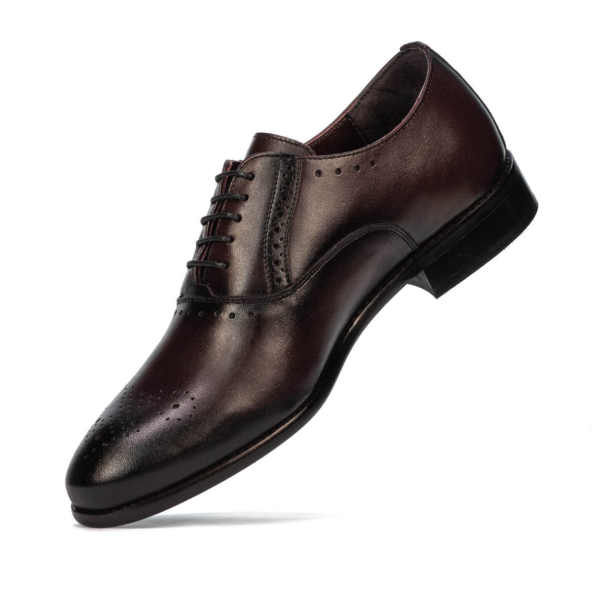 Pantofi eleganti barbati 932 a bordo